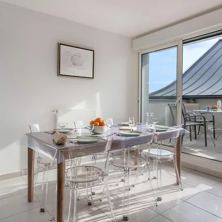 150m Du Port Du Pouliguen, Avec Terrasses Apartmán