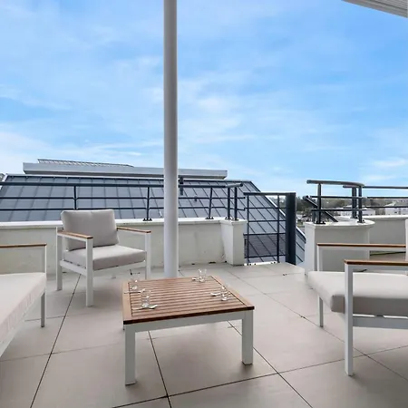 150m Du Port Du Pouliguen, Avec Terrasses Apartmán *