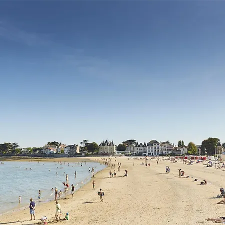 Apartmán 150m Du Port Du Pouliguen, Avec Terrasses